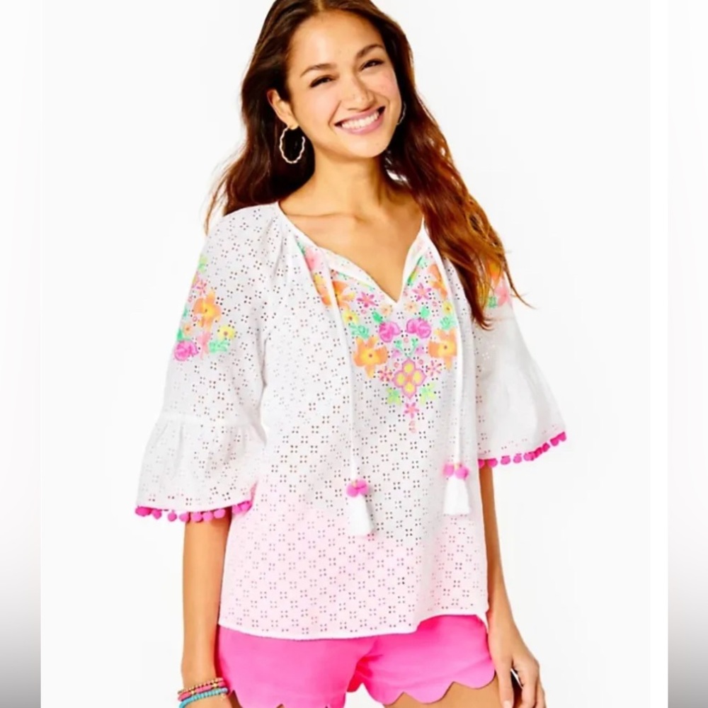 NWT- Size L&XL- Morgaine Embroidered- Resort White Ditsy Cross Eyelet